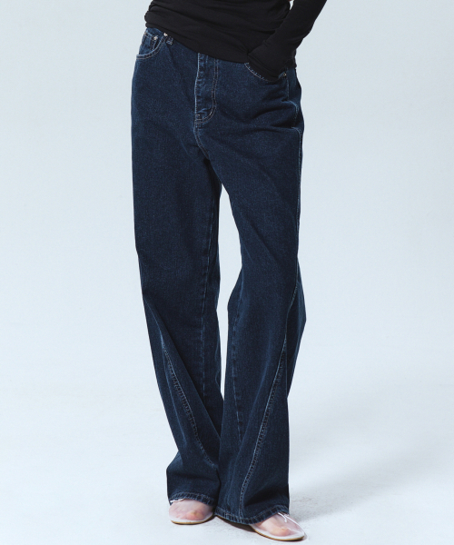 NICK&NICOLE(ニックアンドニコール)の「UNIQUE REGULAR DENIM PANTS_DARK BLUE(デニムパンツ・レディース・その他・SMALL/MEDIUM/LARGE)」の2枚目の写真