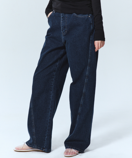 NICK&NICOLE(ニックアンドニコール)の「UNIQUE REGULAR DENIM PANTS_DARK BLUE(デニムパンツ・レディース・その他・SMALL/MEDIUM/LARGE)」の3枚目の写真