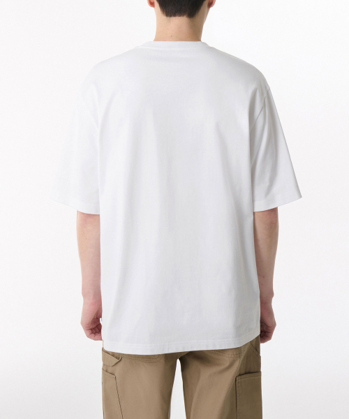 MUSINSA STANDARD（ムシンサスタンダード）の「ヘビーウェイトリラックスクルーネックポケットTシャツ[ホワイト]（Tシャツ/カットソー・メンズ・その他・SMALL/MEDIUM/LARGE/X-LARGE/XX-LARGE/XXX-LARGE）」の2枚目の写真