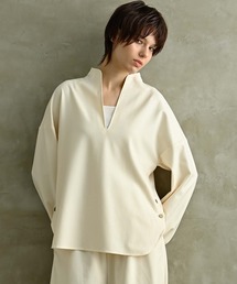 RAW FUDGE（ローファッジ）の「深Vネックチュニックブラウス（シャツ/ブラウス・レディース）」