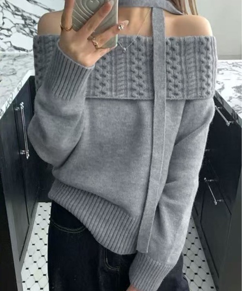 kirakiraShop(キラキラショップ)の「ケーブル デザイン オフショルダー リボン ニット(ニット/セーター・レディース・オフホワイト/グレー/チャコール・FREE)」の1枚目の写真