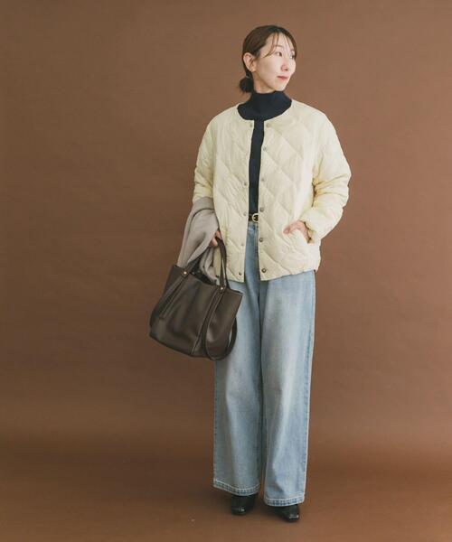 ITEMS URBANRESEARCH(アイテムズ アーバンリサーチ)の「TAION CREW NECK DOWN JACKET(ダウンジャケット/コート・レディース・ブラック/オフホワイト/オリーブ・SMALL/MEDIUM/LARGE)」の13枚目の写真