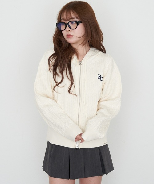 RAY CASSIN（レイカズン）の「ケーブル胸刺繍パーカー（パーカー・レディース・ライトベージュ/ダークグレー/グレー・FREE）」の18枚目の写真