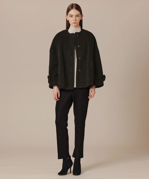 MACKINTOSH LONDON(マッキントッシュ ロンドン)の「【WEB・一部店舗限定】【ROSLEY/ロズリー】ウールブレンドボアノーカラーコート(ノーカラーコート・レディース・ブラック/ベージュ・38)」の3枚目の写真