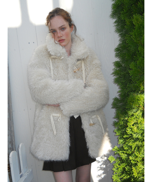 ETMON(エトモン)の「Duffle Fur Half Coat, Cream(ムートンコート・レディース・その他・F)」の6枚目の写真