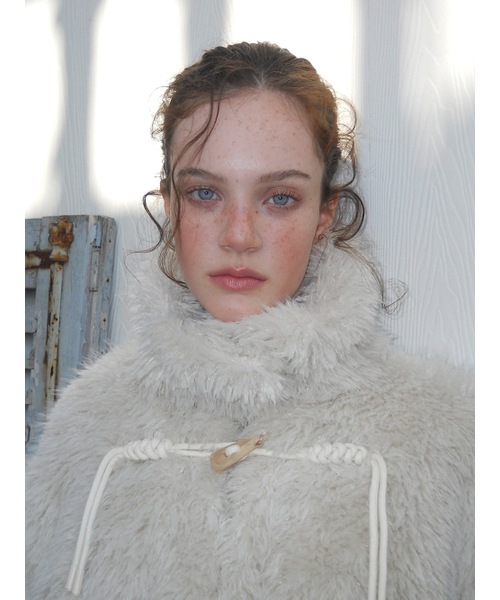 ETMON(エトモン)の「Duffle Fur Half Coat, Cream(ムートンコート・レディース・その他・F)」の2枚目の写真