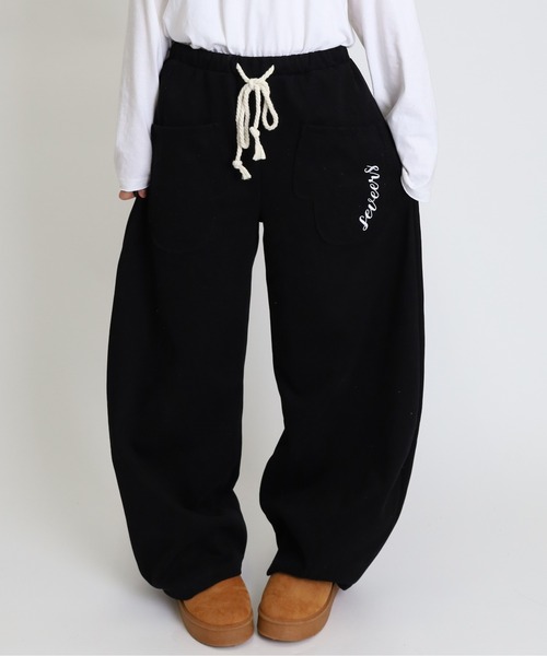 Vini（ヴィニ）の「ルーズシルエット バルーンスウェットパンツ（スウェットパンツ・レディース・ブラック/グレー・MEDIUM/LARGE）」の2枚目の写真