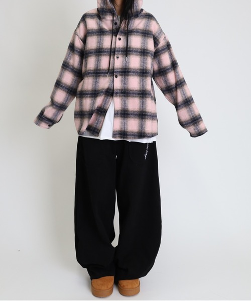 Vini（ヴィニ）の「ルーズシルエット バルーンスウェットパンツ（スウェットパンツ・レディース・ブラック/グレー・MEDIUM/LARGE）」の19枚目の写真