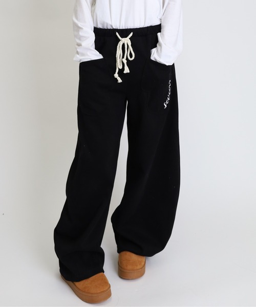 Vini（ヴィニ）の「ルーズシルエット バルーンスウェットパンツ（スウェットパンツ・レディース・ブラック/グレー・MEDIUM/LARGE）」の3枚目の写真