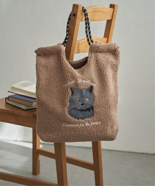 LBC(エルビーシー)の「ボア刺繍コードトートバッグ(トートバッグ・レディース・グレー/オフホワイト/ブラウン系その他・FREE)」の7枚目の写真