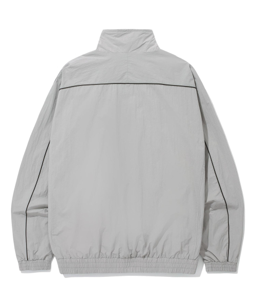 COVERNAT（カバーナット）の「レトロトラックジャケットグレー（ナイロンジャケット・レディース・その他・X-LARGE/LARGE/MEDIUM/SMALL）」の2枚目の写真