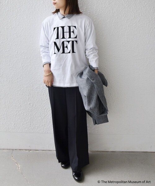 SHIPS Colors(シップス カラーズ)の「SHIPS Colors:The Met コラボ フロッキー ロゴ Tシャツ 2(Tシャツ/カットソー・レディース・ベージュ/ダークグレー/オフホワイト・ONE SIZE)」の19枚目の写真