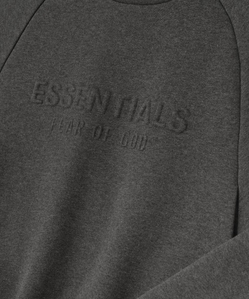 FOG ESSENTIALS(エフオージーエッセンシャルズ)の「Fear of God ESSENTIALS/FOG エッセンシャルズ/90's Raglan Crewneck SweatShirts(スウェット・レディース・その他5/チャコールグレー・S/M/XS)」の4枚目の写真