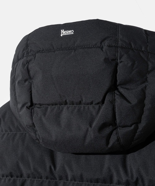HERNO(ヘルノ)の「HERNO 2 LAYER PROMETEO DOWN JACKET ヘルノ プロメテオ ダウンジャケット(ダウンジャケット/コート・メンズ・ブラック・50/48/52/46)」の14枚目の写真