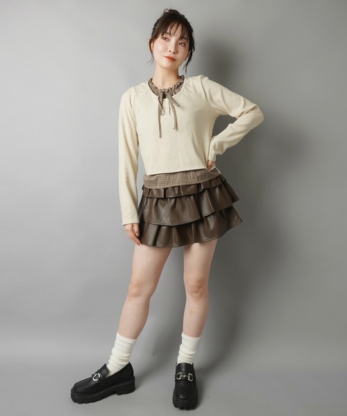 SPINNS（スピンズ）の「重ね着いらずで即可愛い♪リボン付きレイヤード風カットソー（Tシャツ/カットソー・レディース・ベージュ/ブラウン/ネイビー/オフホワイト・ONESIZE）」の19枚目の写真