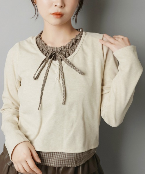 SPINNS（スピンズ）の「重ね着いらずで即可愛い♪リボン付きレイヤード風カットソー（Tシャツ/カットソー・レディース・ベージュ/ブラウン/ネイビー/オフホワイト・ONESIZE）」の12枚目の写真