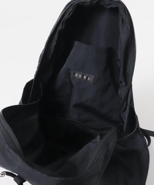 EKAL（エカル）の「EASY DAYPACK（バックパック/リュック・レディース・ベージュ系その他/ベージュ/ブルー/ブラック・ONE）」の13枚目の写真