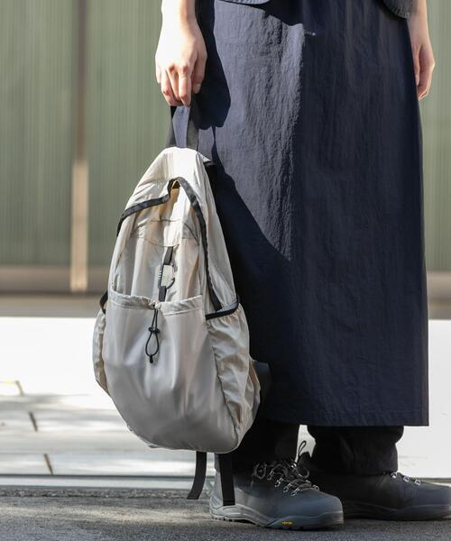 EKAL（エカル）の「EASY DAYPACK（バックパック/リュック・レディース・ベージュ系その他/ベージュ/ブルー/ブラック・ONE）」の14枚目の写真