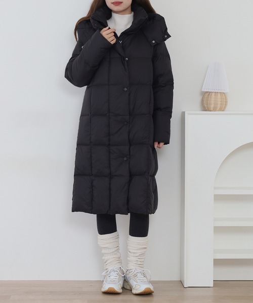 UMO(ウモ)の「UMO ロングダウンコート(ダウンジャケット/コート・レディース・クリーム/ブラック・S/XL/L/M)」の15枚目の写真