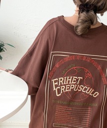 Java（ジャバ）の「《JaVaジャバコラボ》背中で語る。綿100%バックグラフィック刺繍Tシャツ(半袖)（Tシャツ/カットソー）」