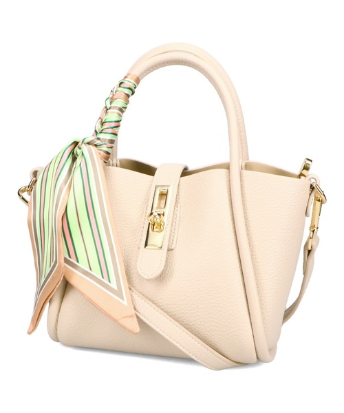 31 Sons de mode（トランテアン　ソン　ドゥ　モード）の「ギャザーハンドチェーン付きバッグ（ショルダーバッグ・レディース・ブラック/ベージュ/ブルー・ﾌﾘ-）」の19枚目の写真