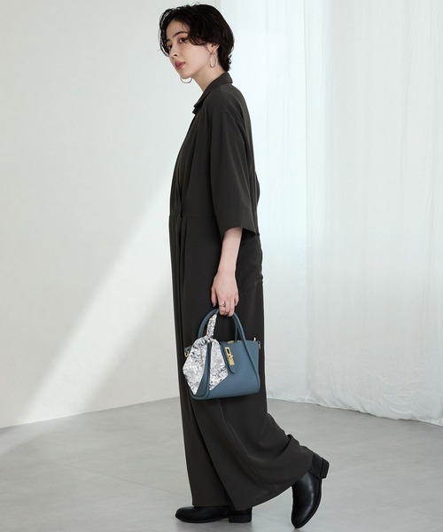 31 Sons de mode（トランテアン　ソン　ドゥ　モード）の「ギャザーハンドチェーン付きバッグ（ショルダーバッグ・レディース・ブラック/ベージュ/ブルー・ﾌﾘ-）」の6枚目の写真