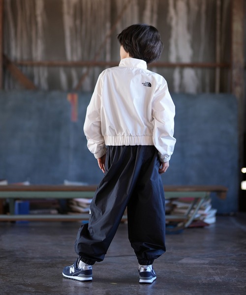 THE NORTH FACE(ザノースフェイス)の「THE NORTH FACE ザ・ノース・フェイス ショート ジャケット NPJ22601(その他アウター・キッズ・ブルーパープル/オフホワイト/ブラック・150cm/140cm/130cm/160cm)」の8枚目の写真