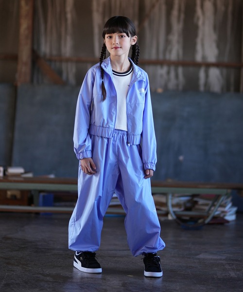 THE NORTH FACE(ザノースフェイス)の「THE NORTH FACE ザ・ノース・フェイス ショート ジャケット NPJ22601(その他アウター・キッズ・ブルーパープル/オフホワイト/ブラック・150cm/140cm/130cm/160cm)」の15枚目の写真