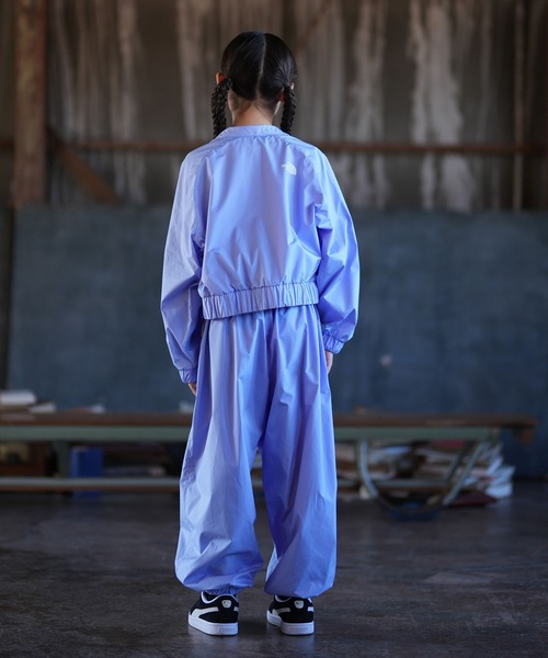 THE NORTH FACE(ザノースフェイス)の「THE NORTH FACE ザ・ノース・フェイス ショート ジャケット NPJ22601(その他アウター・キッズ・ブルーパープル/オフホワイト/ブラック・150cm/140cm/130cm/160cm)」の17枚目の写真