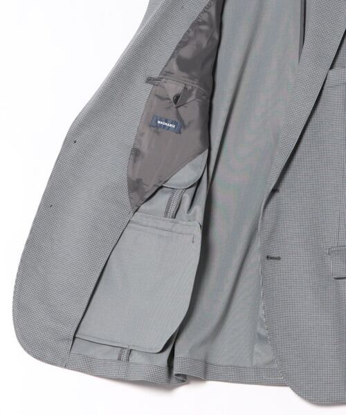 TAKA-Q（タカキュー）の「【ストレッチ 手洗い可能】タカキュー ポンチ 2ボタンジャケット ライトグレー(セットアップ可能)（スーツジャケット・メンズ・ライトグレー・3L/X-LARGE/LARGE/MEDIUM/S）」の4枚目の写真