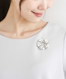 MK MICHEL KLEIN（エムケーミッシェルクラン）の「サークルデザインブローチ（ブローチ/コサージュ）」