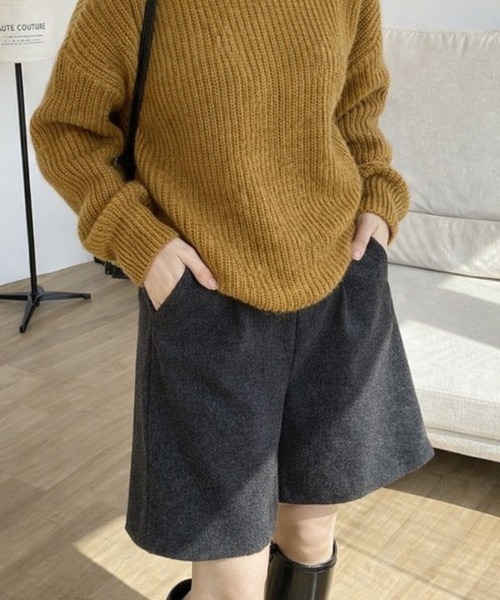 SallyLunn(サリーラン)の「ウールライクゆるハーフパンツ(その他パンツ・レディース・ブラック/ベージュ・MEDIUM/LARGE)」の7枚目の写真