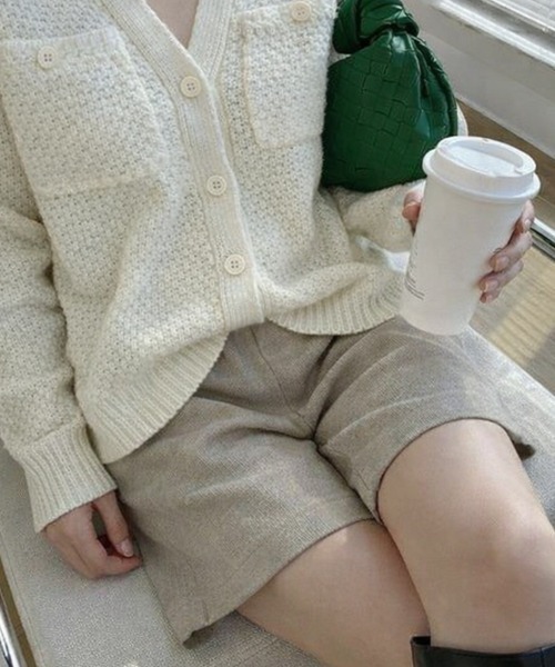 SallyLunn(サリーラン)の「ウールライクゆるハーフパンツ(その他パンツ・レディース・ブラック/ベージュ・MEDIUM/LARGE)」の3枚目の写真