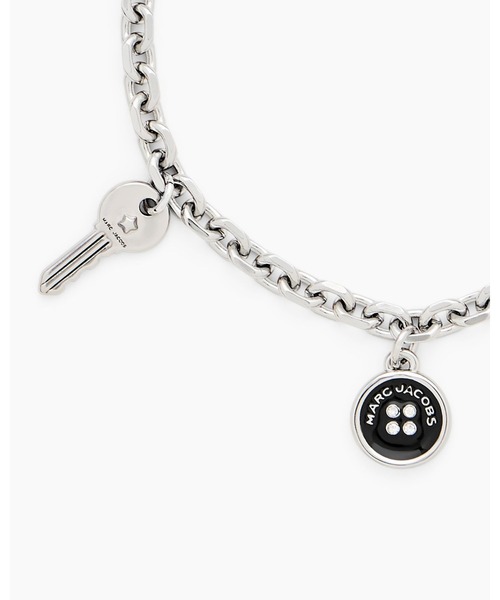 MARC JACOBS（マークジェイコブス）の「BUTTON ENAMEL CHARM BRACELET/ボタン エナメル チャーム ブレスレット（ブレスレット・レディース・シルバー系その他・ONE SIZE）」の3枚目の写真