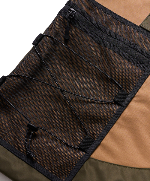 BROWNBREATH（ブラウンブレス）の「PATHFINDER TOTE BAG - KHAKI（トートバッグ・レディース・その他・ONE SIZE）」の4枚目の写真