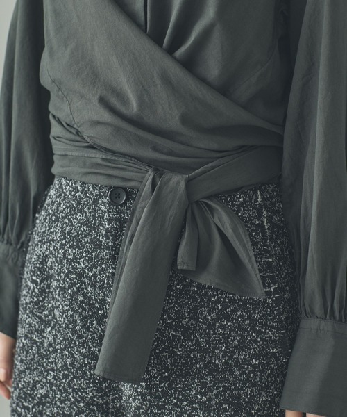 Curensology（カレンソロジー）の「Curensology(カレンソロジー)/ローンカシュクールブラウス（シャツ/ブラウス・レディース・ホワイト/チャコールグレー・FREE）」の16枚目の写真