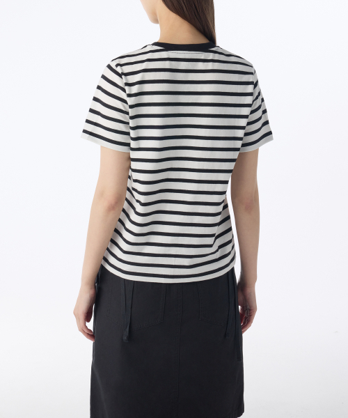 MUSINSA STANDARD WOMAN（ムシンサスタンダードウーマン）の「ウィメンズブレトンストライプクルーネックTシャツ[アイボリー/ブラック]（Tシャツ/カットソー・レディース・その他・LARGE/MEDIUM/SMALL/X-SMALL）」の2枚目の写真