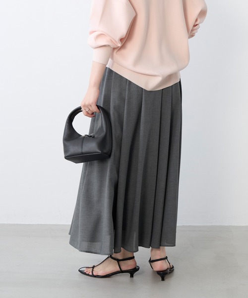 MICA&DEAL(マイカ&ディール)の「ボイルタックギャザーロングスカート(スカート・レディース・オフホワイト/ダークネイビー/グレー・FREE)」の22枚目の写真