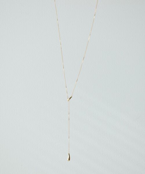 YECCA VECCA(イェッカヴェッカ)の「ドロップパーツスライドラリエット(ネックレス・レディース・シルバー/ゴールド・FREE)」の3枚目の写真