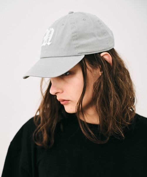 NOISE MAKER（ノイズメーカー）の「フリーフォームNロゴ立体刺繍キャップ（キャップ・レディース・ベージュ/ホワイト/ブラック/グレー・FREE）」の14枚目の写真