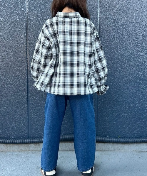 Right-on（ライトオン）の「【VIVIAN BLUE】ギャザー袖フリルティアードシャツ (キッズ / ガーリー / おでかけ)（シャツ/ブラウス・キッズ・ブラック/ブルー・110/120/130/140/150/160）」の17枚目の写真