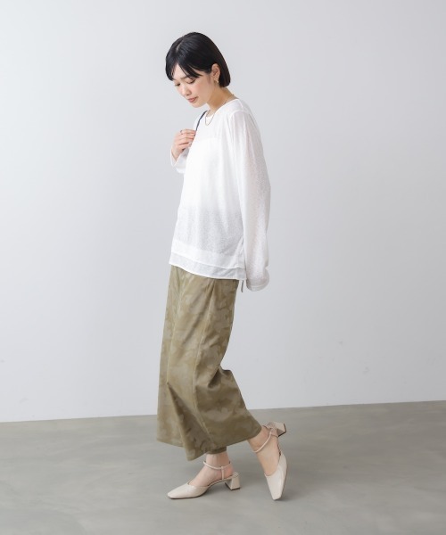 Bou Jeloud(ブージュルード)の「オーバーサイズシアーウエストマークトップス(Tシャツ/カットソー・レディース・グレー/オフホワイト/ブラック/イエロー/ピンク・FREE)」の10枚目の写真