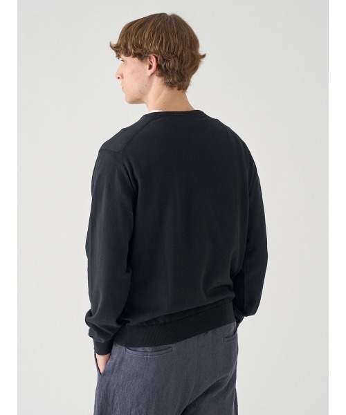 JOHN SMEDLEY(ジョンスメドレー)の「コットン クルーネックニットプルオーバー(ニット/セーター・メンズ・ブラック・S/M/L)」の6枚目の写真