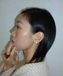 A BIT MOR（アビットモア）の「Vanessa earring（ピアス（両耳用））」