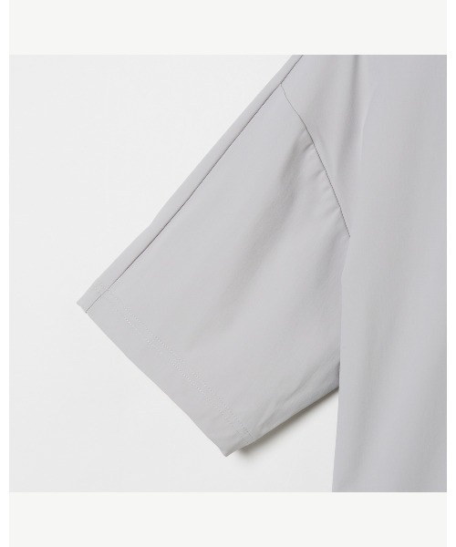 ROSASEN(ロサーセン)の「【Rosasen/GOLF】 超撥水加工 バックロゴ 半袖モックネック(ポロシャツ・メンズ・ネイビー/グレー・48/50/52)」の8枚目の写真