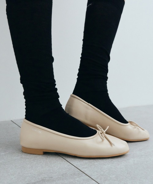 MARITHE + FRANCOIS GIRBAUD(マリテフランソワジルボー)の「W RIBBON FLAT SHOES(バレエシューズ・レディース・ブラック・25cm/24cm/23cm)」の10枚目の写真