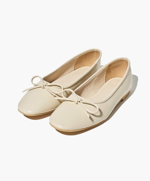 MARITHE + FRANCOIS GIRBAUD(マリテフランソワジルボー)の「W RIBBON FLAT SHOES(バレエシューズ・レディース・ブラック・25cm/24cm/23cm)」の11枚目の写真