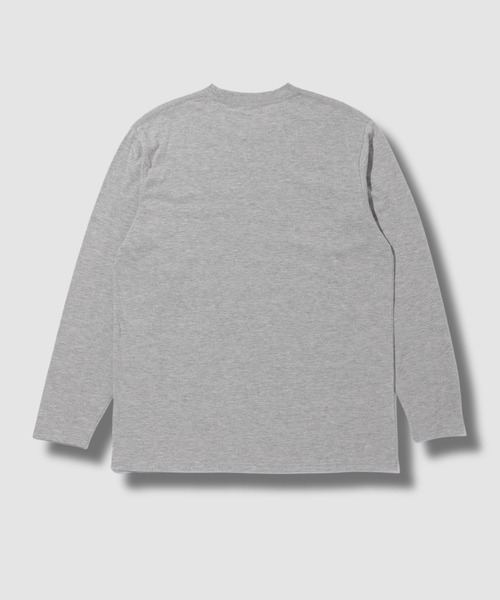 Mac-House(マックハウス)の「【T-GRAPHICS】チームロゴ ワンポイント刺繍 クルーネック長袖Tシャツ(Tシャツ/カットソー・メンズ・チャコールグレー/ブルーグレー/ブラック/ホワイト/杢グレー・S/XL/L/M)」の6枚目の写真