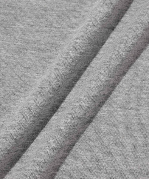 Mac-House(マックハウス)の「【T-GRAPHICS】チームロゴ ワンポイント刺繍 クルーネック長袖Tシャツ(Tシャツ/カットソー・メンズ・チャコールグレー/ブルーグレー/ブラック/ホワイト/杢グレー・S/XL/L/M)」の12枚目の写真