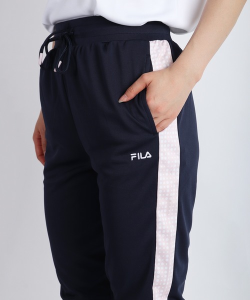 FILA（フィラ）の「FILA / フィラ 接触冷感 吸水速乾 UVカット トラックパンツ 七分丈 レディース（その他パンツ・レディース・ブラック/ネイビー・L/M）」の21枚目の写真
